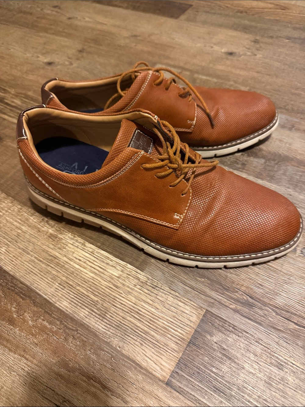 Ashford Hayes Tan Leather Textured Derby Shoes